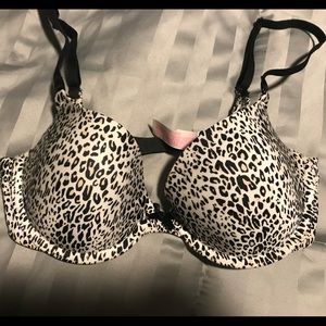 Victoria's Secret leopard print bra